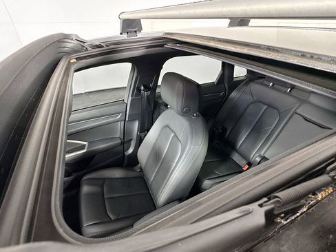 Used 2022 Audi Q3 2.0T Premium w/ Convenience Package image 24