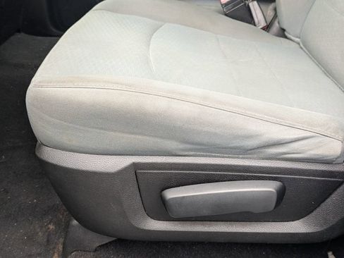 Used 2020 RAM 1500 Classic SLT image 14