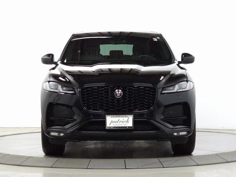 Used 2022 Jaguar F-PACE S image 11