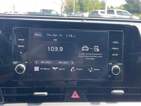 Used 2023 Kia Sportage LX image 34