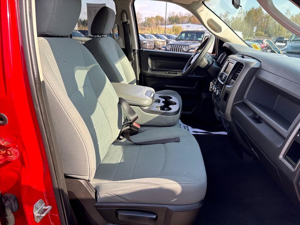 Used 2017 RAM 1500 Express AWD/4WD image 22