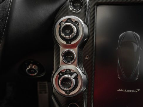 Used 2019 McLaren 720S Luxury image 31