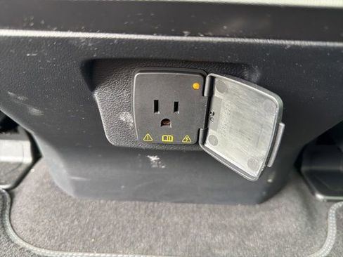 Used 2025 Ford F450 Platinum AWD/4WD image 21