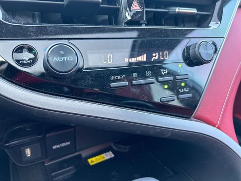 Used 2024 Toyota Camry XSE FWD image 24