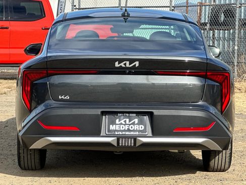 New 2026 Kia K4 FWD image 5