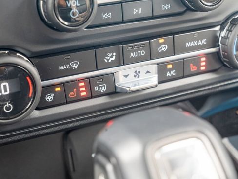 Used 2024 Ford Bronco Wildtrak AWD/4WD image 30