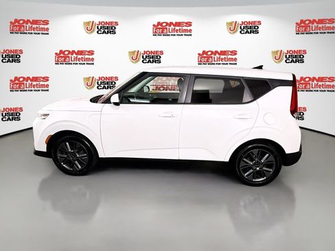 Used 2020 Kia Soul EX FWD image 14