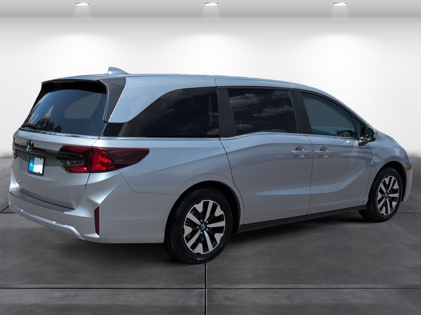 Certified 2025 Honda Odyssey EX-L image 5