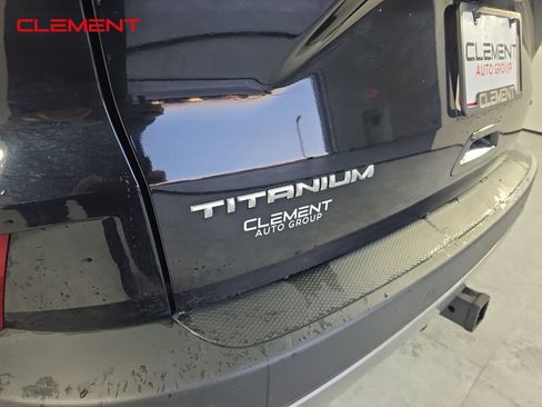 Certified 2022 Ford Escape Titanium w/ Titanium Elite Package image 9