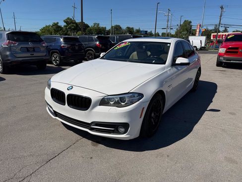 Used 2016 BMW 528i xDrive Sedan AWD/4WD image 7