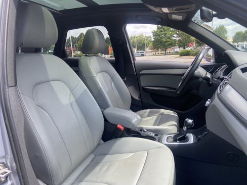 Used 2018 Audi Q3 2.0T Premium Plus w/ Premium Plus Package FWD image 18