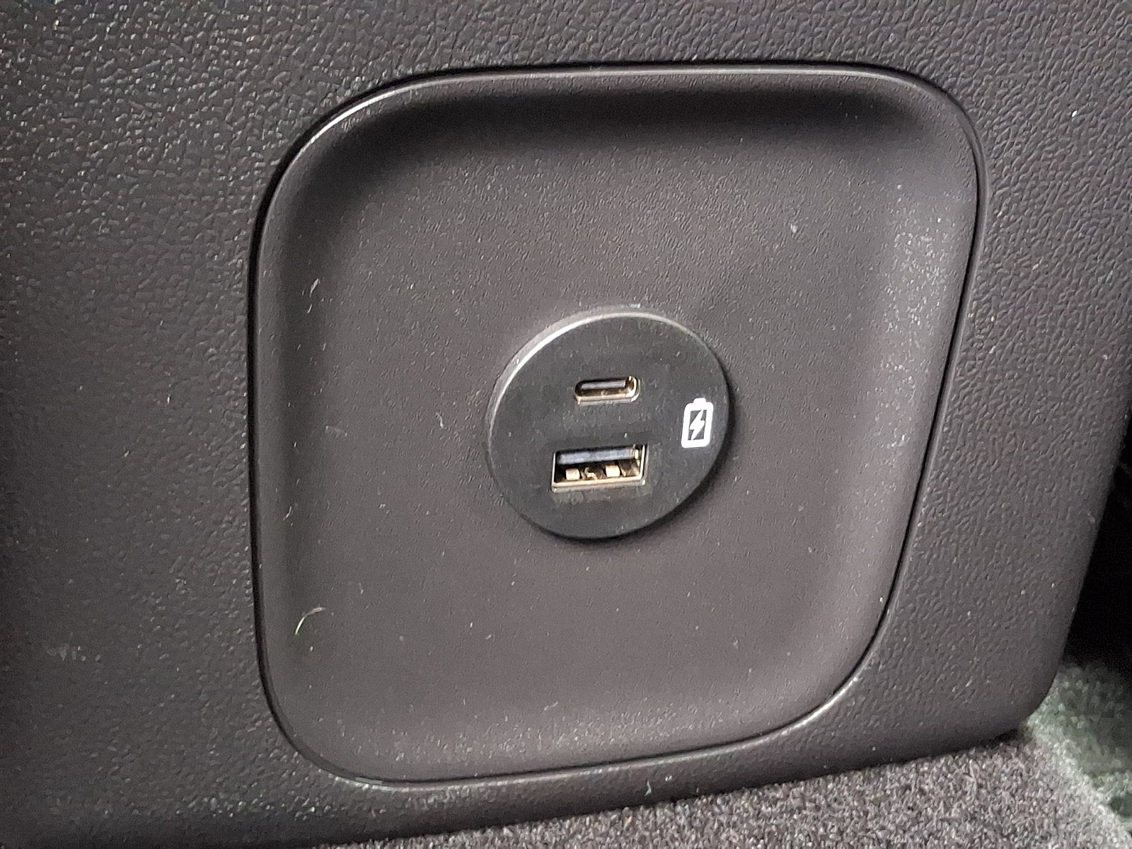 Used 2023 Ford Escape Active w/ Cold Weather Package FWD image 11
