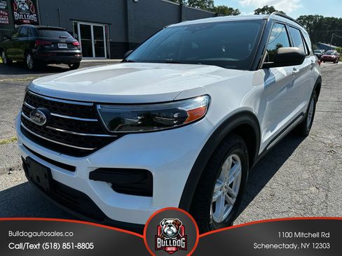 Used 2020 Ford Explorer XLT w/ Comfort Package image 1