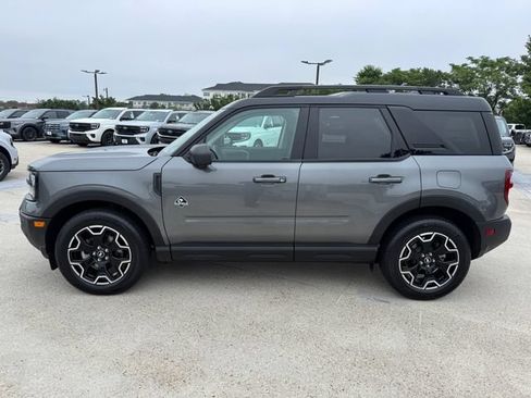 Used 2025 Ford Bronco Sport Outer Banks w/ Outer Banks Tech Package+ AWD/4WD image 11