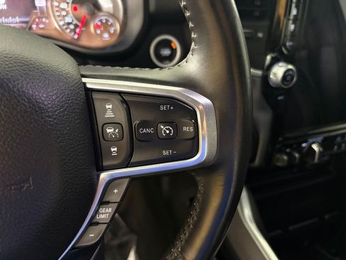 Used 2021 RAM 1500 Laramie AWD/4WD image 21