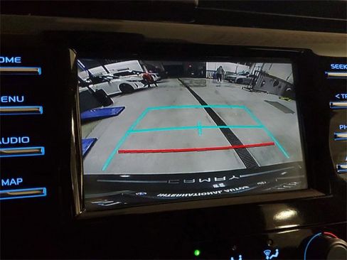 Used 2019 Toyota Camry LE image 28