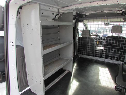 Used 2021 Ford Transit Connect XLT image 21