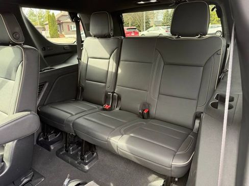 Used 2022 GMC Yukon SLT AWD/4WD image 17