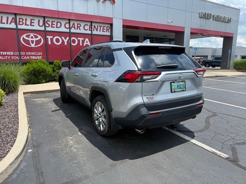 Used 2024 Toyota RAV4 XLE Premium w/ Weather Package AWD/4WD image 5