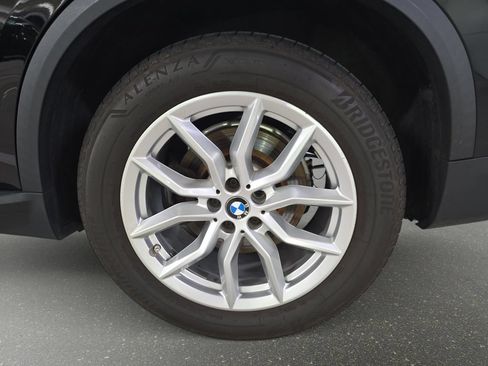 Used 2021 BMW X5 xDrive40i AWD/4WD image 32