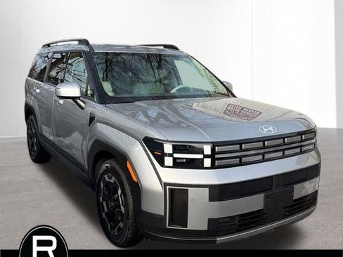 Used 2026 Hyundai Santa Fe SEL image 4