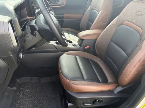 Used 2025 Ford Bronco Sport Outer Banks w/ Outer Banks Tech Package+ AWD/4WD image 9