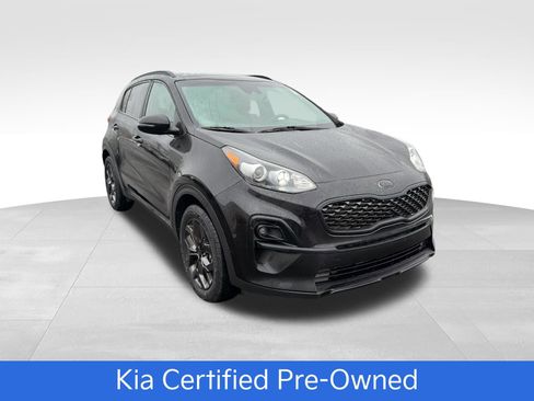 Certified 2022 Kia Sportage Nightfall Edition image 3