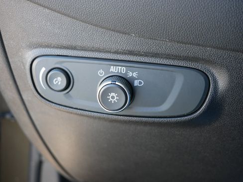 Used 2024 Chevrolet Equinox LT AWD/4WD image 29
