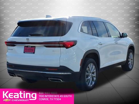 Used 2025 Buick Enclave Preferred image 6