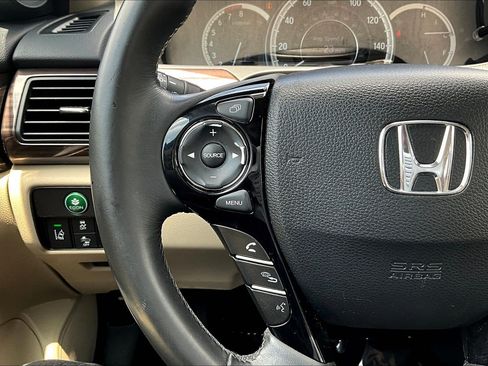Used 2017 Honda Accord EX-L image 20