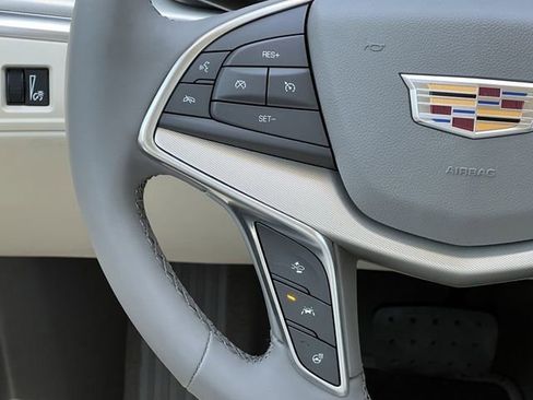 New 2025 Cadillac XT5 Premium Luxury image 12