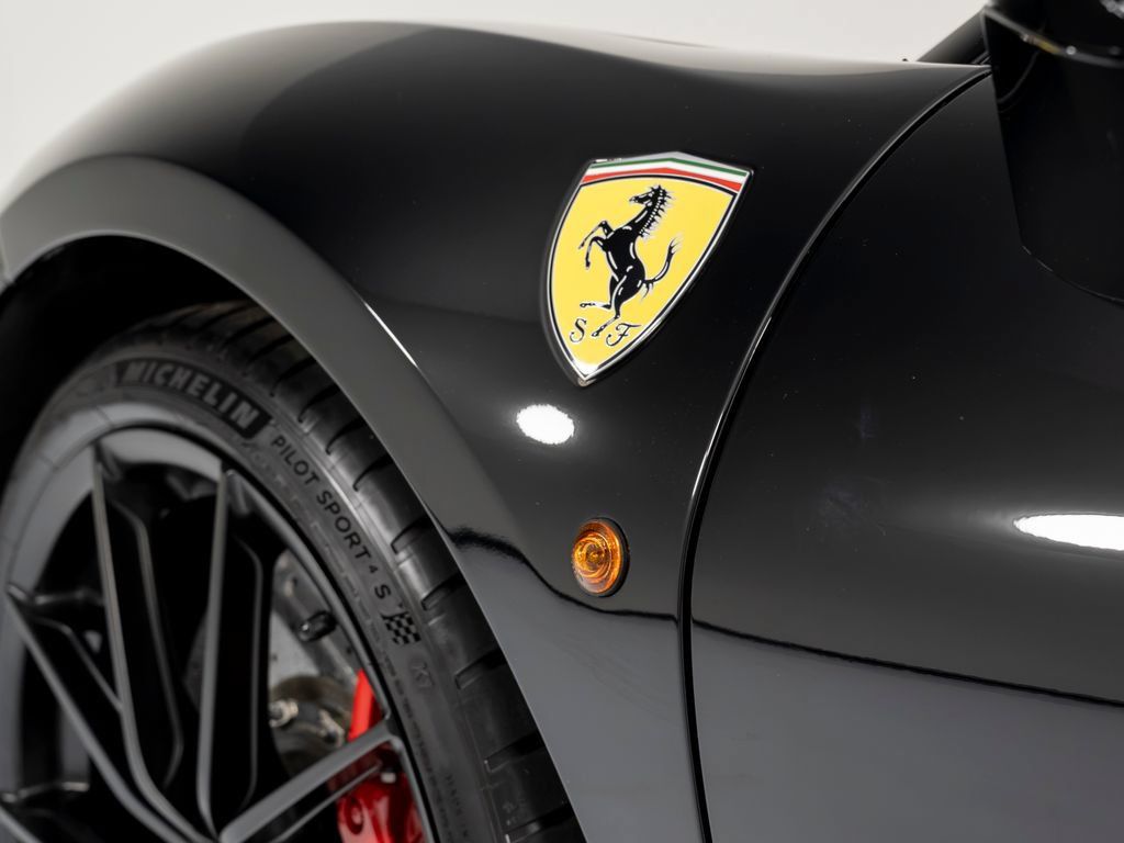 Used 2020 Ferrari 488 Pista Coupe RWD image 60