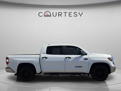 Used 2020 Toyota Tundra SR5 w/ SR5 Upgrade Package RWD image 6