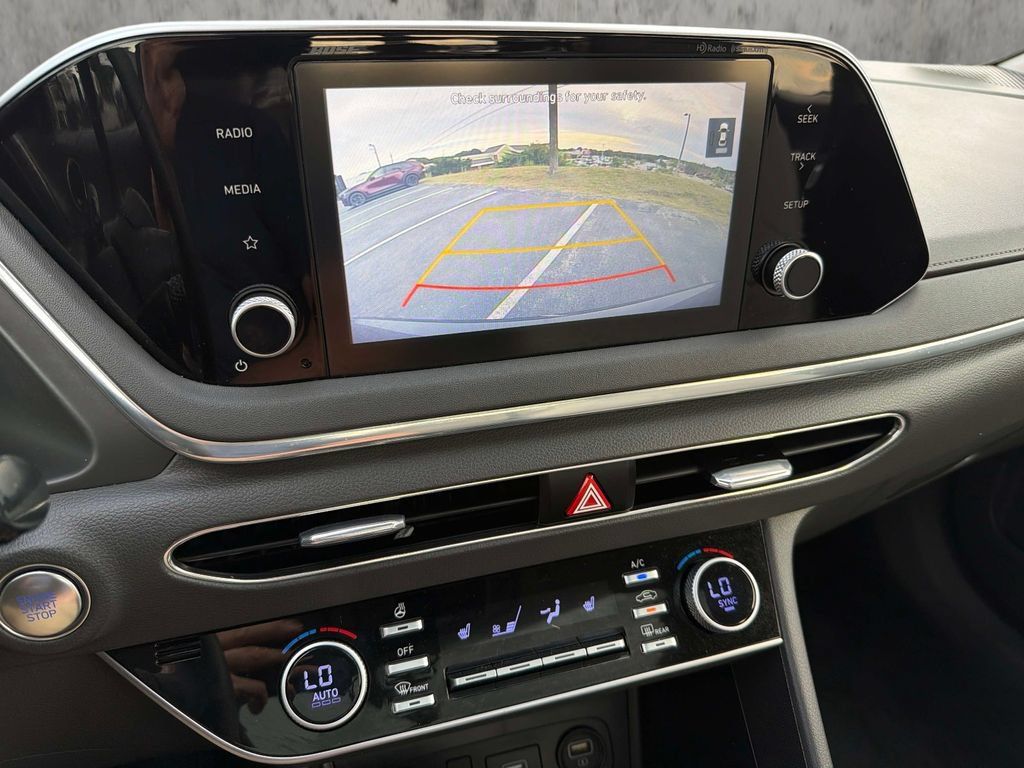 Used 2020 Hyundai Sonata SEL w/ Premium + Sunroof Package FWD image 23