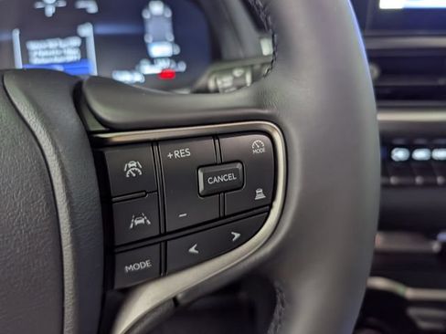 Used 2025 Lexus UX 300h AWD w/ Cold Area Package image 18
