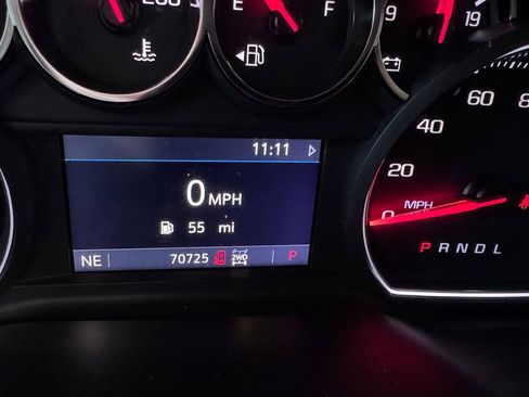 Used 2019 Chevrolet Silverado 1500 LT w/ All-Star Edition image 17