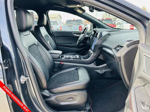 Used 2024 Ford Edge ST-Line image 30