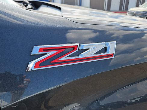 Used 2019 Chevrolet Silverado 1500 LT w/ Texas Edition AWD/4WD image 2