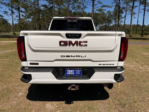 Used 2023 GMC Sierra 2500 Denali w/ Denali Ultimate Package AWD/4WD image 4