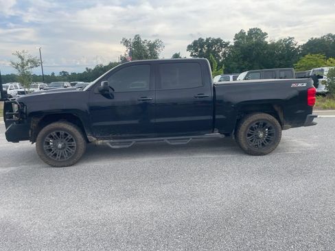 Used 2017 Chevrolet Silverado 1500 LT w/ All Star Edition AWD/4WD image 3