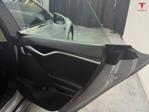 Used 2014 Tesla Model S P85D AWD/4WD image 23