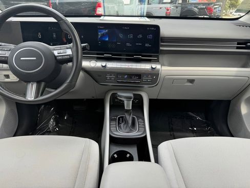 Used 2024 Hyundai Kona SEL FWD image 13