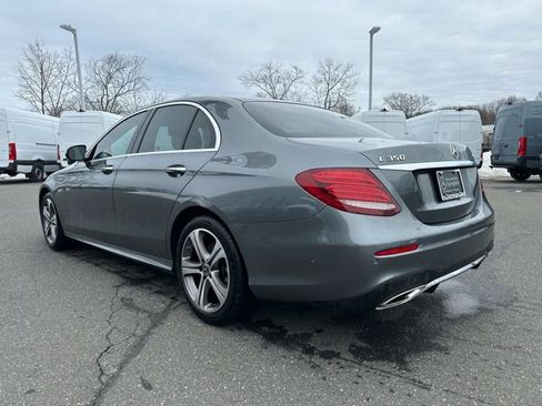 Used 2020 Mercedes-Benz E 350 4MATIC Sedan image 5