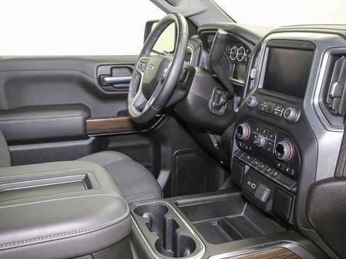 Used 2022 Chevrolet Silverado 1500 LT Trail Boss w/ Safety Package AWD/4WD image 19
