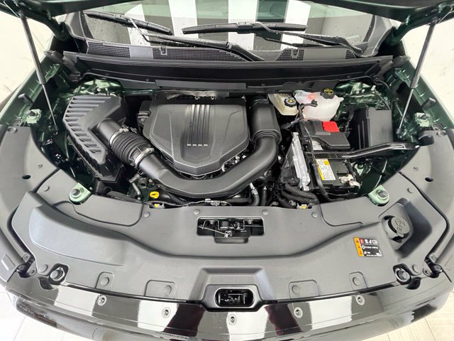 New 2027 Chevrolet Traverse RS w/ LPO, Floor Liner Package AWD/4WD image 18