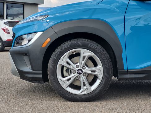 Used 2023 Hyundai Kona SEL w/ Cargo Package AWD/4WD image 9