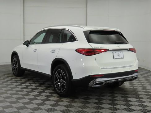 Certified 2026 Mercedes-Benz GLC 300 image 7