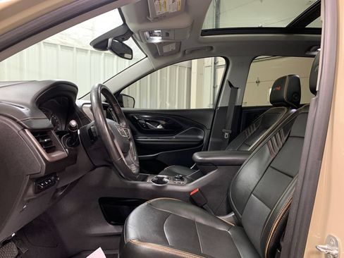 Used 2022 GMC Terrain AT4 w/ Infotainment Package II AWD/4WD image 4