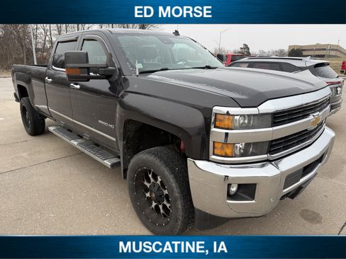 Used 2015 Chevrolet Silverado 2500 LTZ w/ LTZ Plus Package image 2