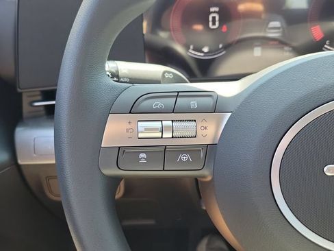 New 2027 Hyundai Kona SE FWD image 7